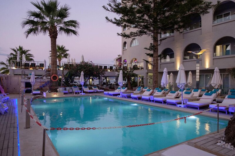 Glaros Beach Hotel 4