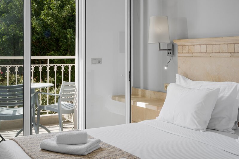 Glaros Beach Hotel 9