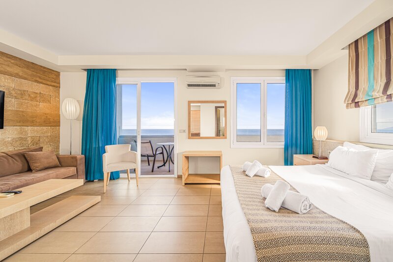Glaros Beach Hotel 11