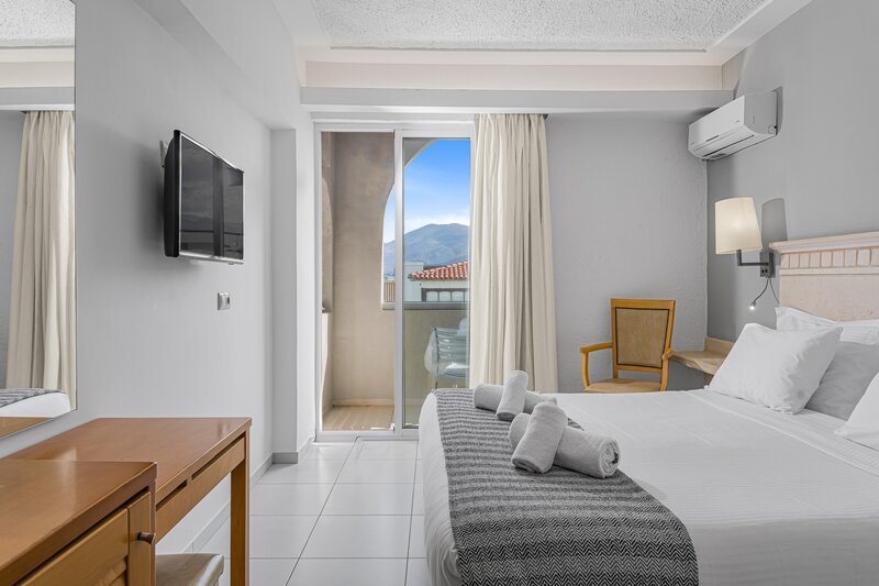 Glaros Beach Hotel 32