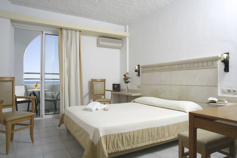 Glaros Beach Hotel 17