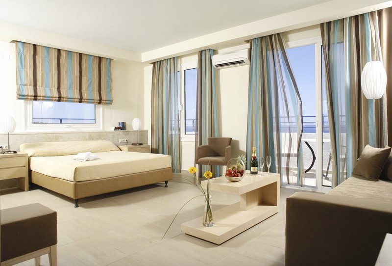 Glaros Beach Hotel 18