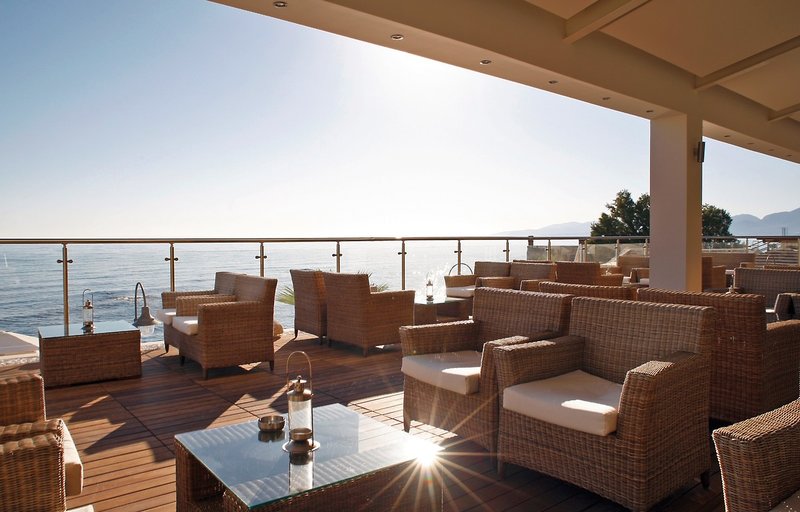 Glaros Beach Hotel 8