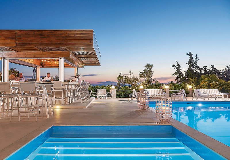 Glavas Inn 3 - Outdoor Pool