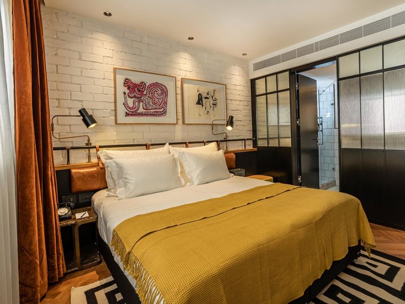 Backstage Hotel 14