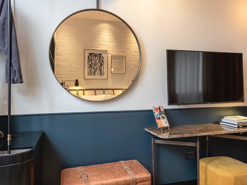 Backstage Hotel 20