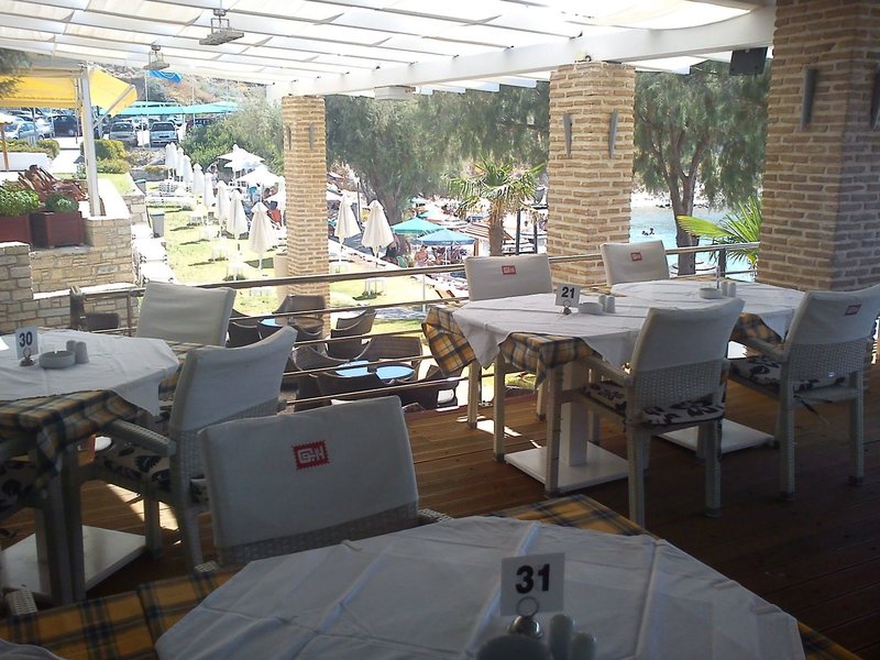Glicorisa Beach Hotel 9