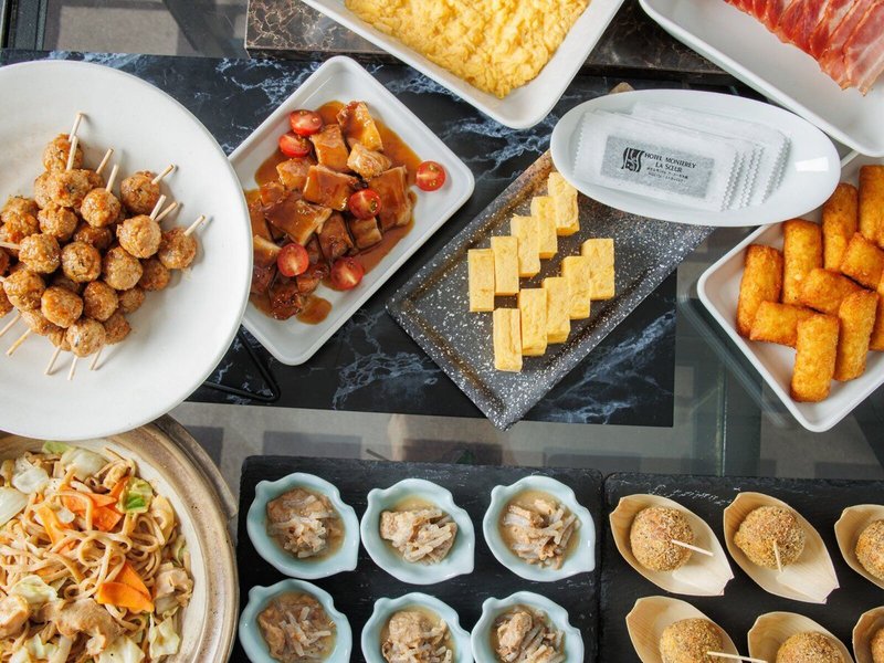 Hotel Monterey La Soeur Osaka 24 - Restaurant