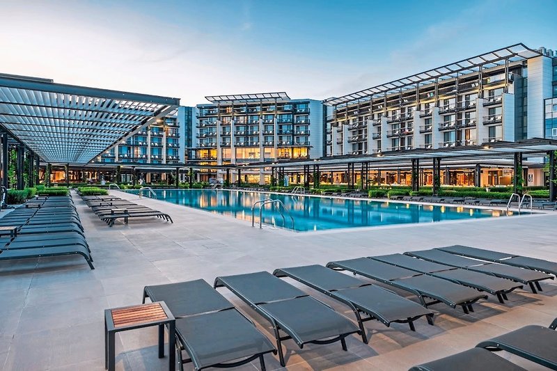 Voya Beach Resort 1