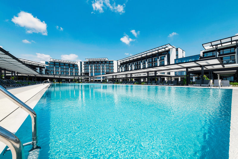Voya Beach Resort 1
