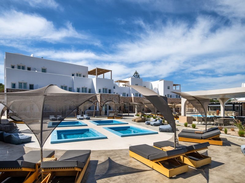 Aelia Luxury Suites 12