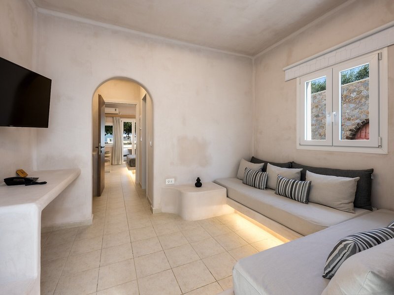 Aelia Luxury Suites 26