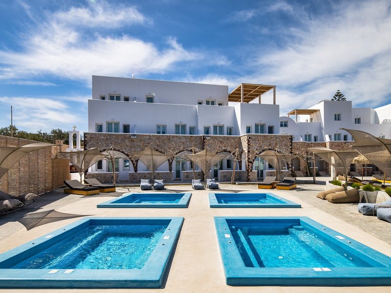Aelia Luxury Suites 15