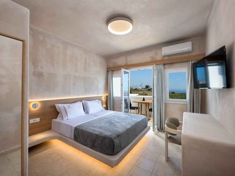 Aelia Luxury Suites 27