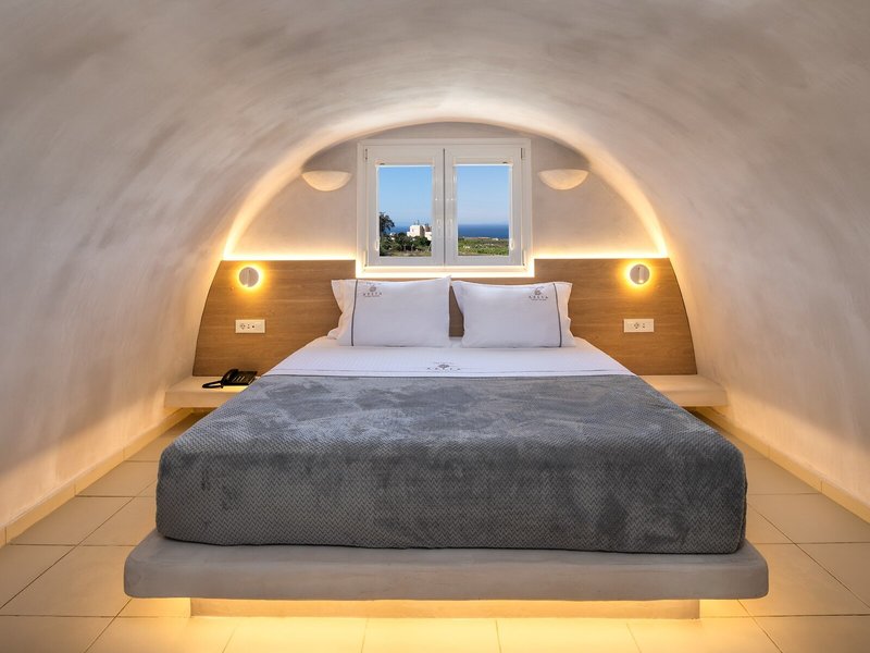 Aelia Luxury Suites 32