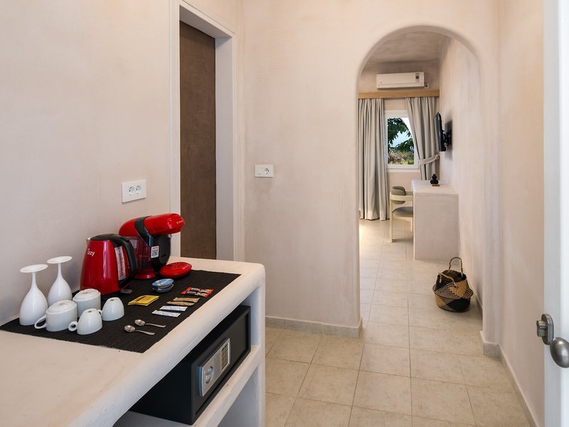 Aelia Luxury Suites 49