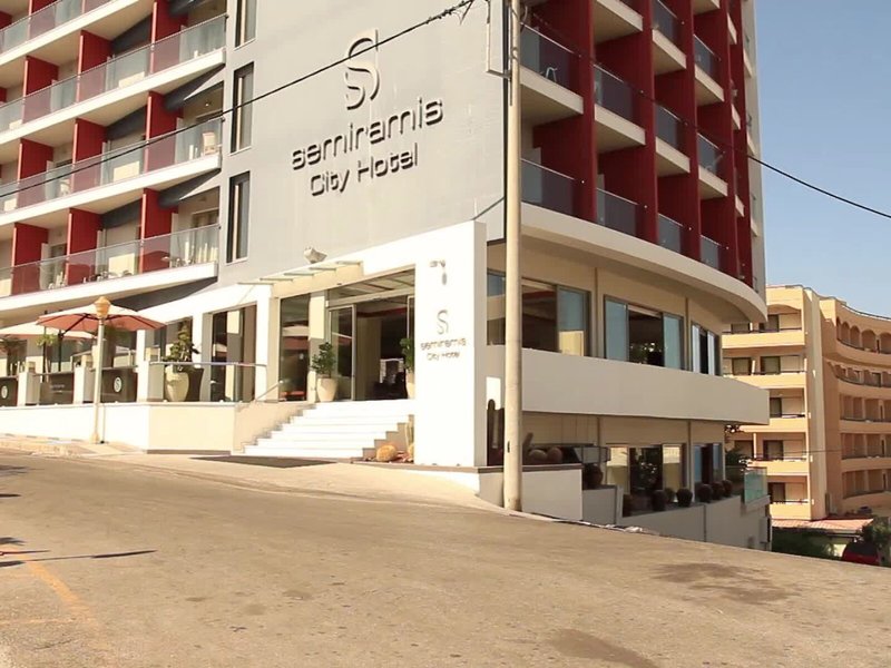 smartline Semiramis City Hotel 5