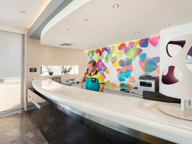 smartline Semiramis City Hotel 14