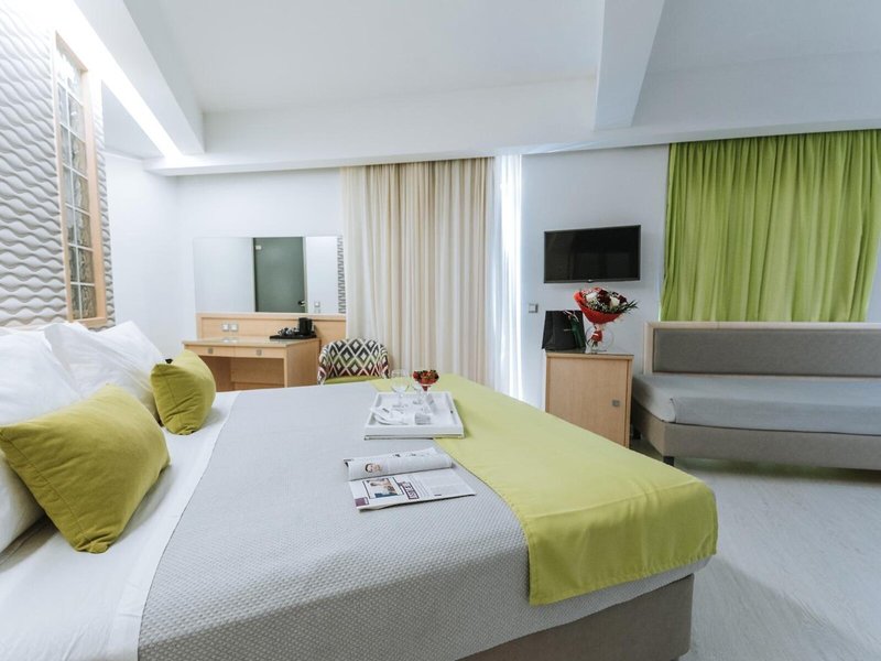 smartline Semiramis City Hotel 33