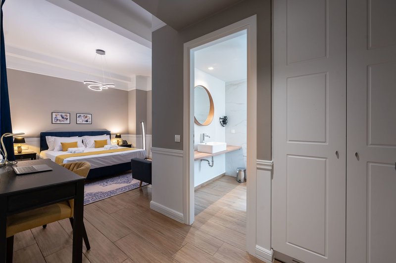 Pure Hotel by Athens Prime Hotels 24