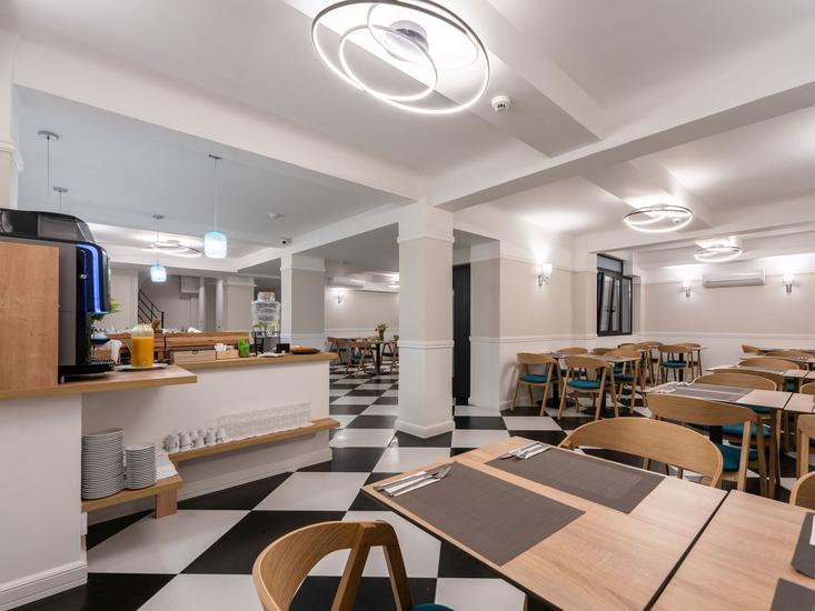 Pure Hotel by Athens Prime Hotels 2