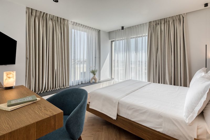 Neoma Hotel 19
