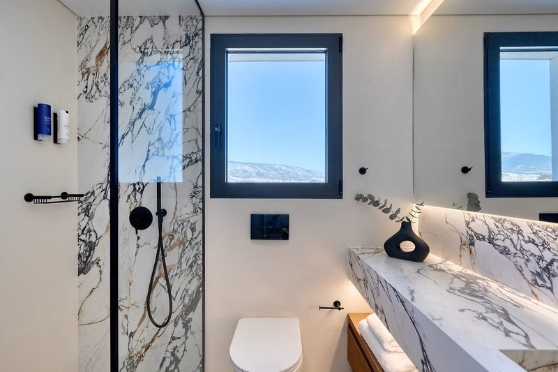 Neoma Hotel 43