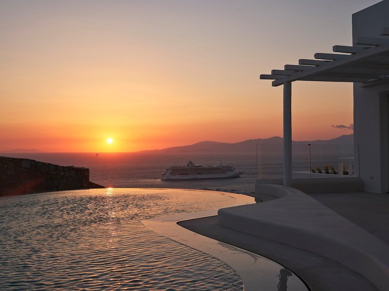 Lovia Mykonos 8