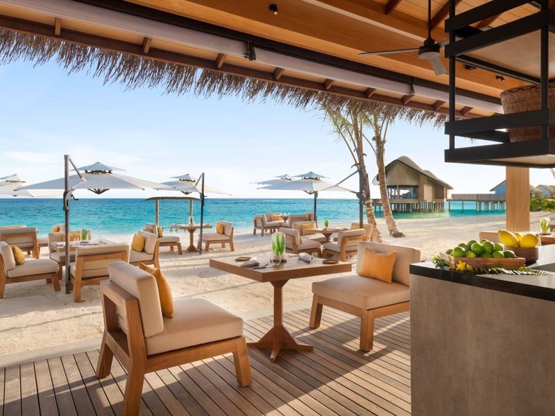 Hilton Maldives Amingiri Resort & Spa 8