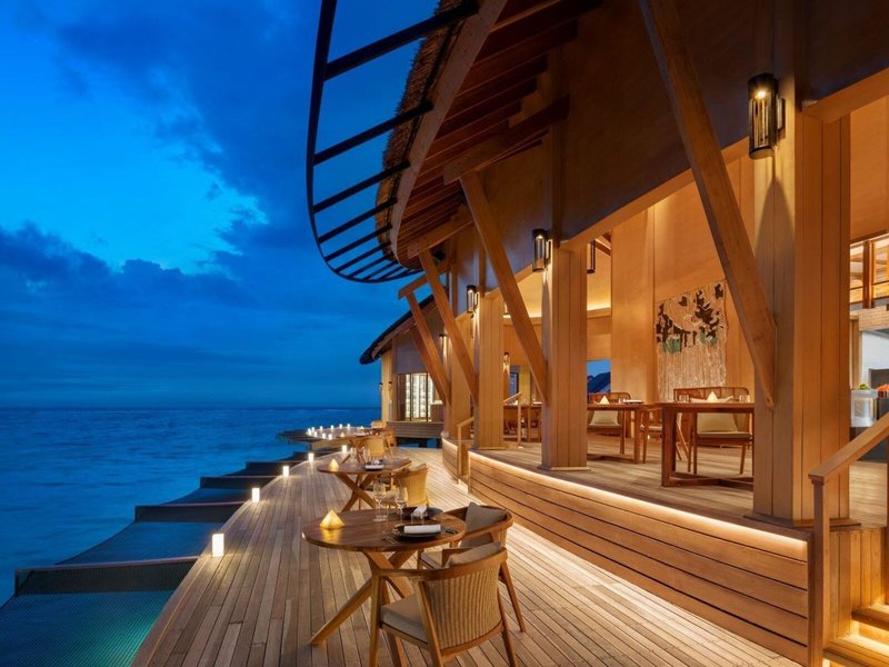 Hilton Maldives Amingiri Resort & Spa 5