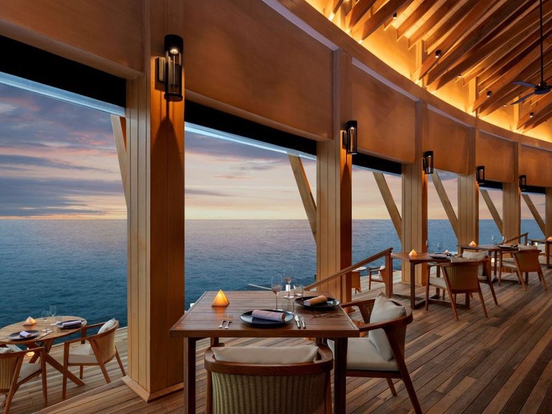 Hilton Maldives Amingiri Resort & Spa 6