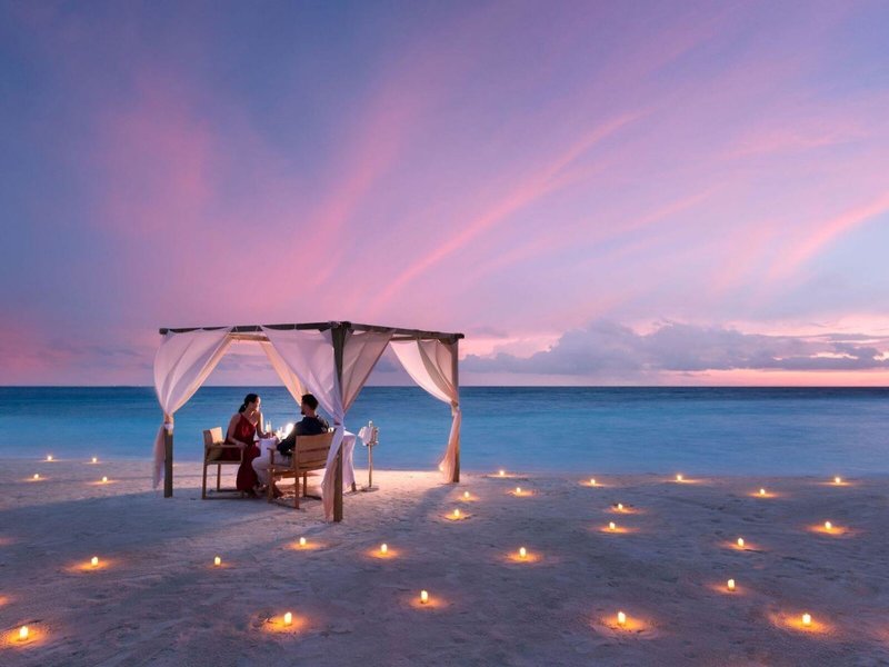 Hilton Maldives Amingiri Resort & Spa 24