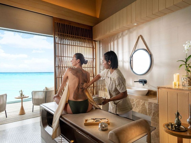 Hilton Maldives Amingiri Resort & Spa 26