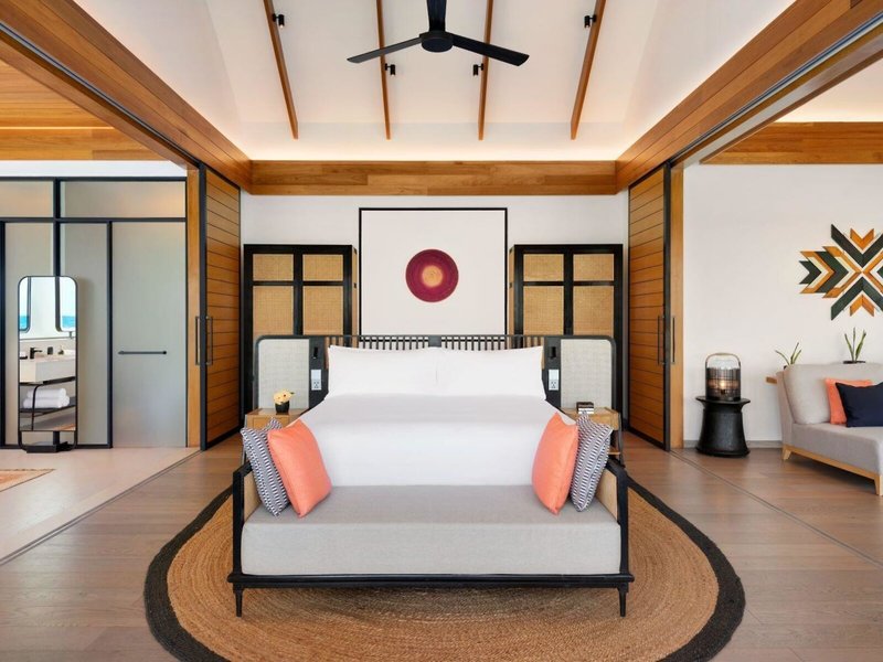 Hilton Maldives Amingiri Resort & Spa 43