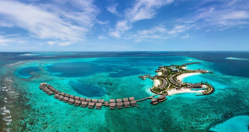 Hilton Maldives Amingiri Resort & Spa 4