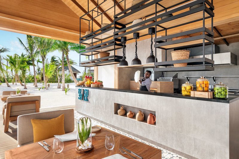 Hilton Maldives Amingiri Resort & Spa 7