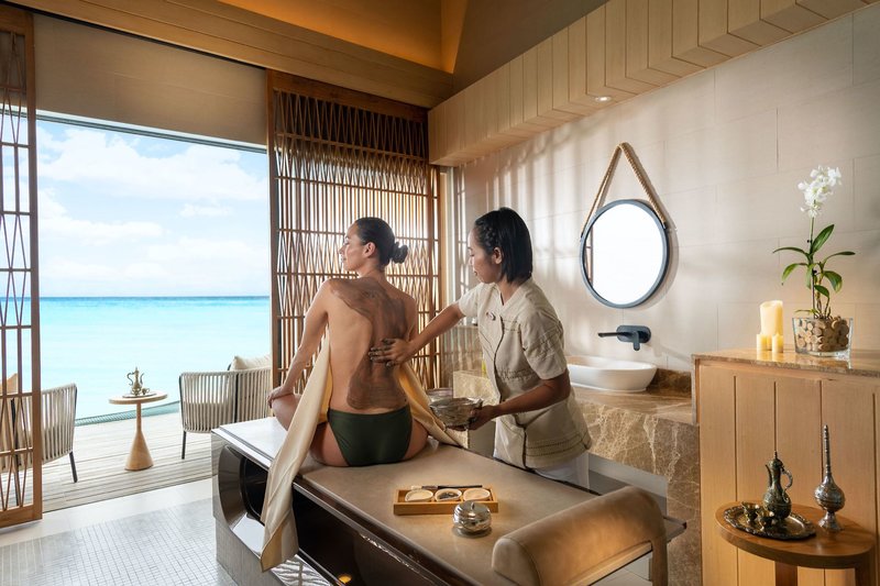 Hilton Maldives Amingiri Resort & Spa 26