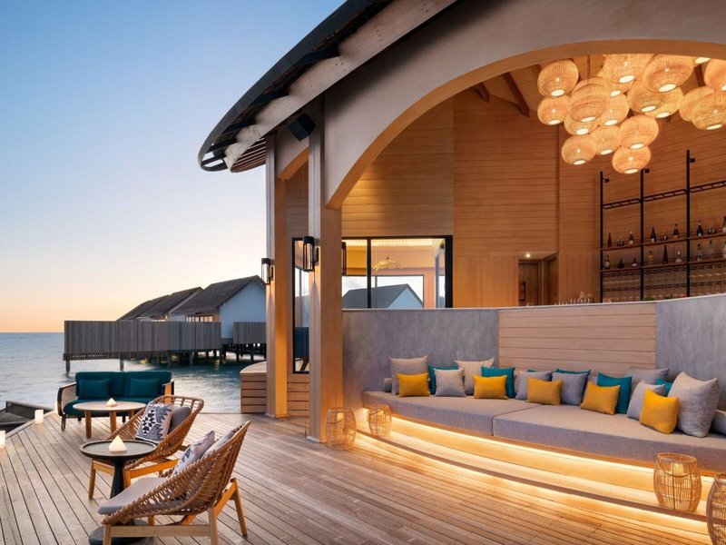 Hilton Maldives Amingiri Resort & Spa 12