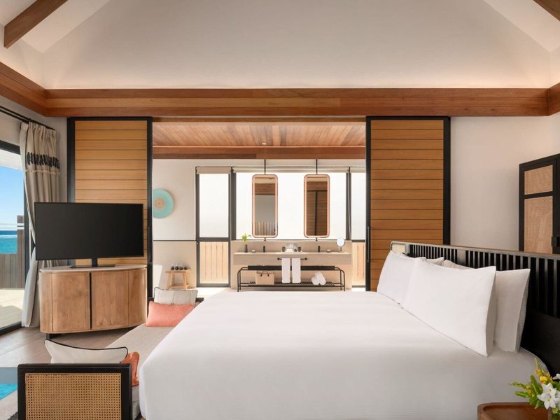 Hilton Maldives Amingiri Resort & Spa 32