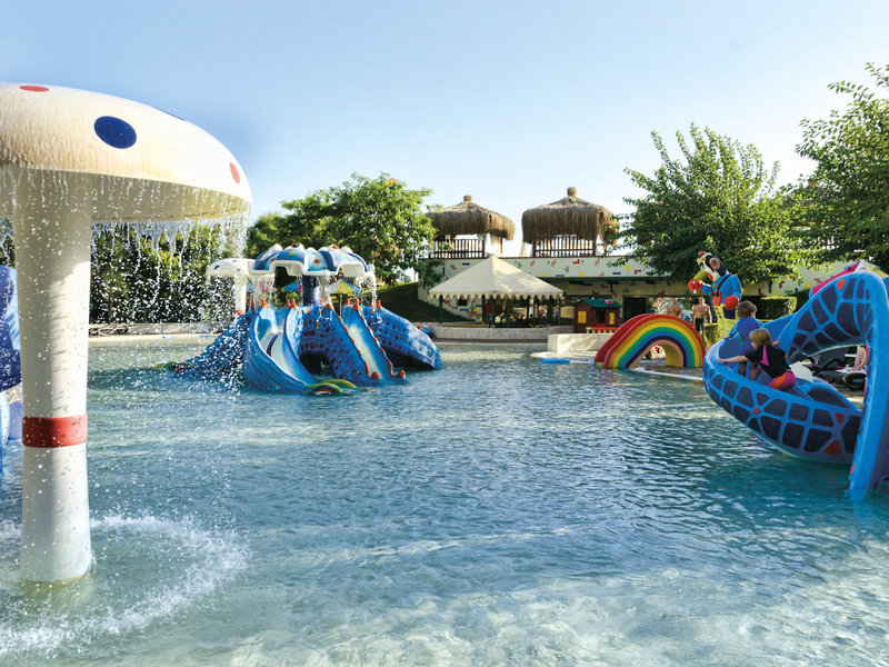 Gloria Verde Resort 6 - Outdoor Pool