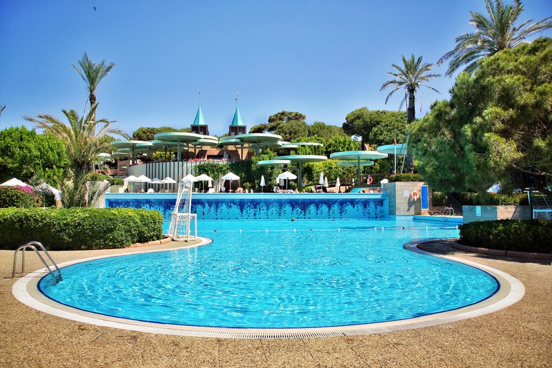 Gloria Verde Resort 76