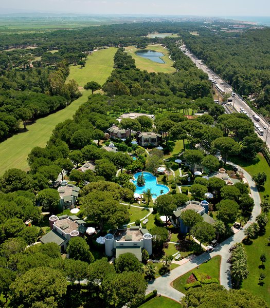 Gloria Verde Resort 269