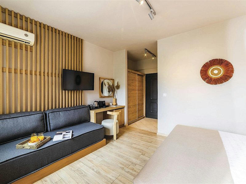 Thalassa Skiathos 12