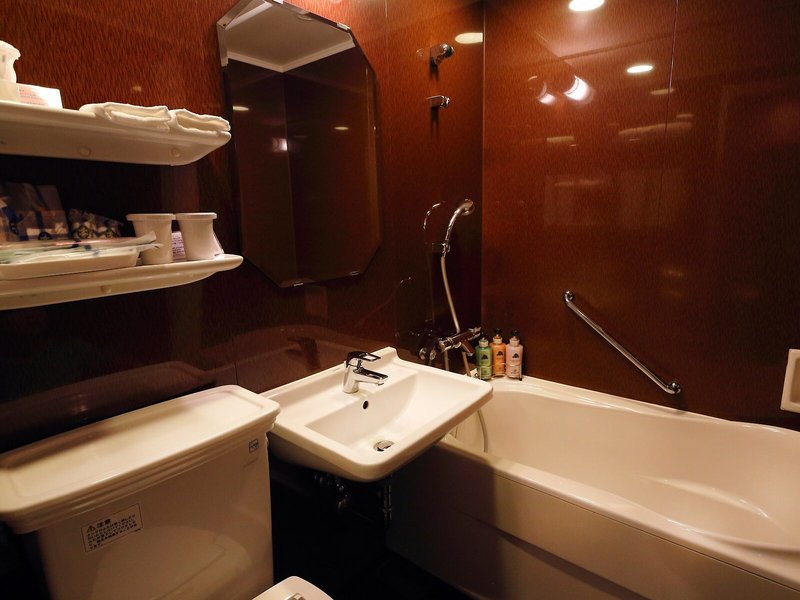 Monterey Akasaka 40