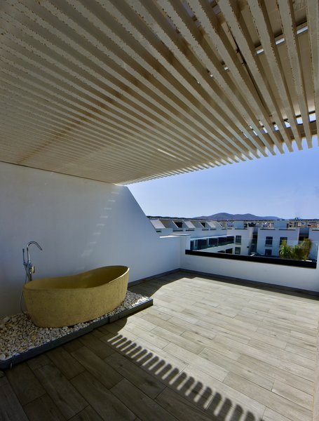 Esmeralda Cotillo Homes by LIVVO 12