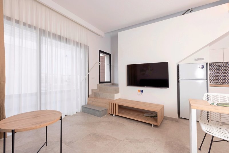 Esmeralda Cotillo Homes by LIVVO 15