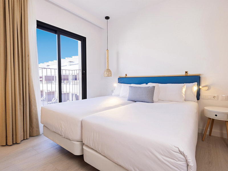 LACASA Apartments Cotillo 2 - Room Example