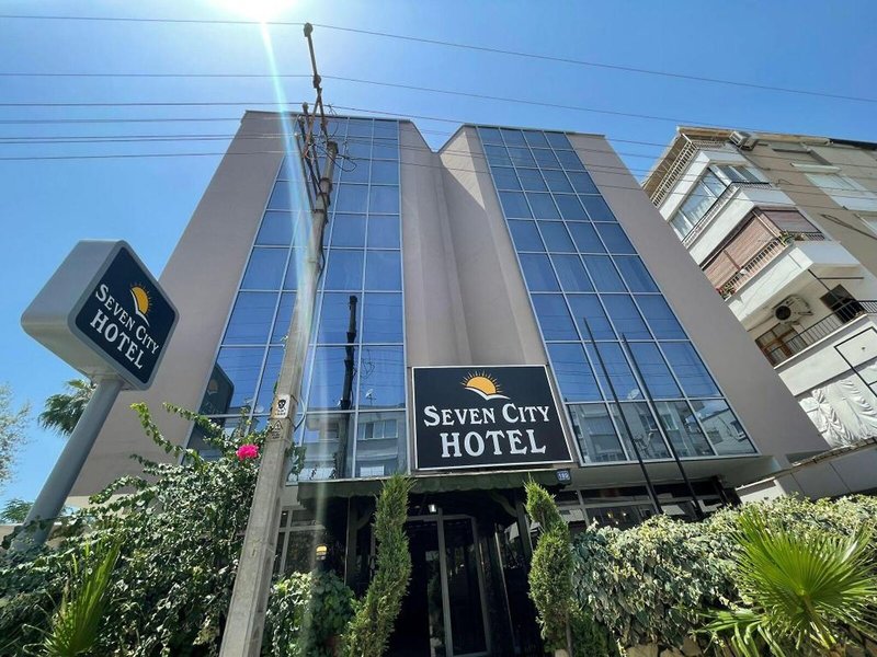 Seven City Hotel 2