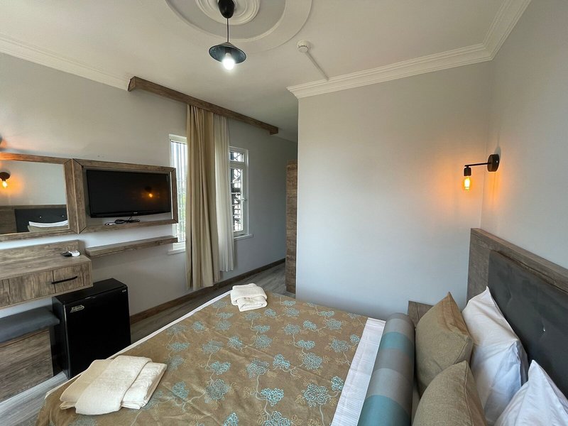Seven City Hotel 40