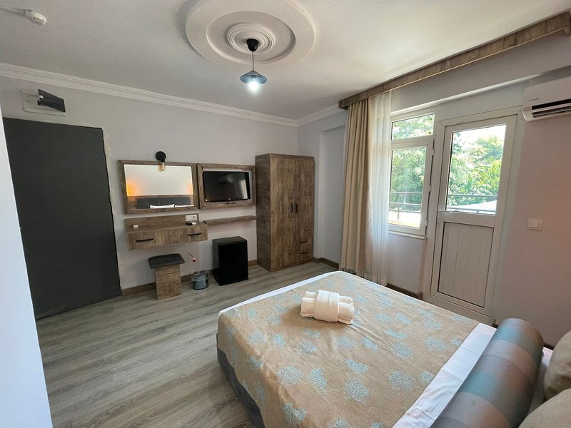 Seven City Hotel 42